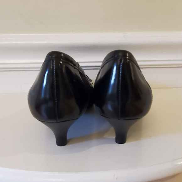 Anne Klein IFLEX *Melanie Black Pointed Kitten Heel- Size 8.5M- Great condition - Picture 5 of 14